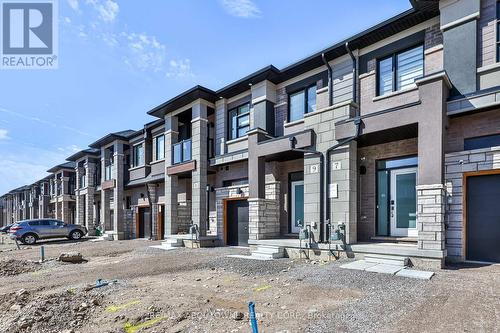 9 WAKELING DRIVE , Brantford, Ontario L3B 0V8 2
