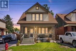 163 GROSVENOR AVENUE S  Hamilton, ON L8M 3L4