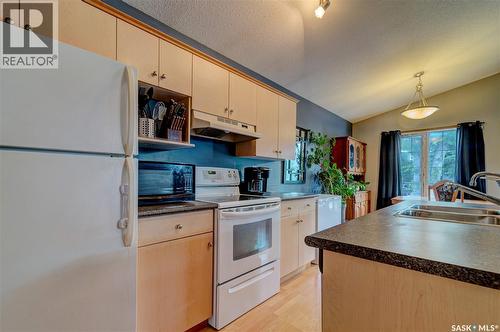 908 Connaught Street, Regina, SK 