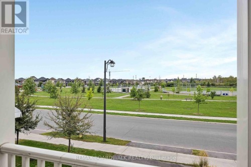 648 Decoeur Drive, Ottawa, ON 