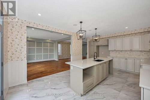 648 Decoeur Drive, Ottawa, ON 