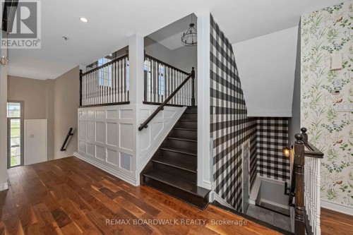648 Decoeur Drive, Ottawa, ON 
