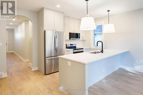 B - 121 CATHCART STREET , London South (South F), Ontario N6C 3M2 4