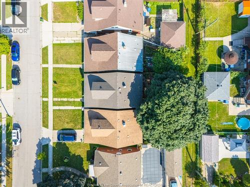 2284 Fraser AVENUE , Windsor, Ontario N8X 3Z7 5