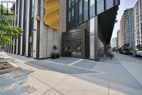 2206 - 60 SHUTER STREET , Toronto, Ontario M5B 0B7 3