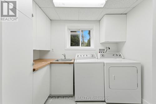 1244 De Quincy Crescent, Burlington, ON 
