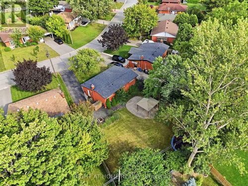 1244 De Quincy Crescent, Burlington, ON 