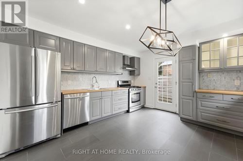 1244 De Quincy Crescent, Burlington, ON 