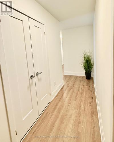 305 - 89 CHURCH STREET , Toronto, Ontario M5C 0B7 4