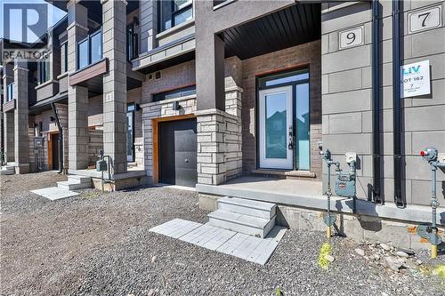 9 WAKELING Drive , Brantford, Ontario N3V 0B8 3