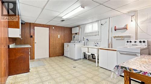 18 Glen Castle Drive, Stoney Creek, ON 