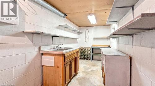 18 Glen Castle Drive, Stoney Creek, ON 