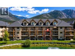 200 BIGHORN Boulevard Unit# 213 D Radium Hot Springs, BC V0A 1M0