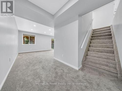 39 Reistview Street, Kitchener, ON 