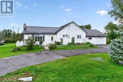 907 MILLHAVEN ROAD Loyalist (Lennox And Addington - South), ON K0H 2H0