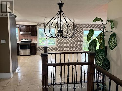 UPPER - 1010 FOSS ROAD , Pelham (Fenwick), Ontario L0S 1C0 4