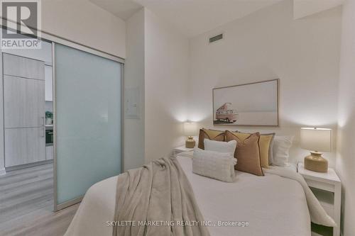 617 - 15 Queens Quay E, Toronto, ON 
