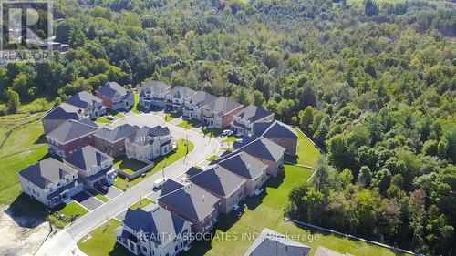 241 STORMONT TRAIL  Vaughan, ON L4H 4P6