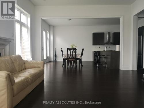 241 STORMONT TRAIL , Vaughan, Ontario L4H 4P6 4