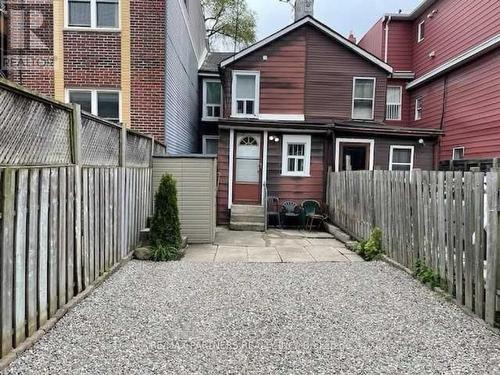 7 HENRY STREET , Toronto, Ontario M5T 1W9 2