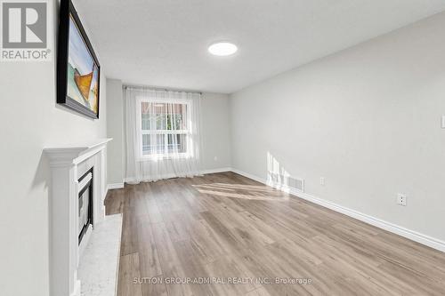38 Felt Crescent, Barrie, ON 