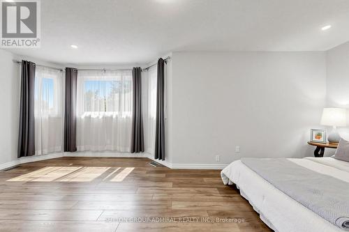 38 Felt Crescent, Barrie, ON 