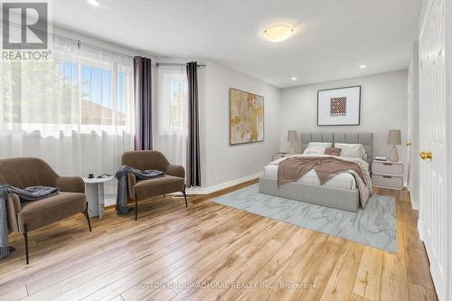 38 Felt Crescent, Barrie, ON 