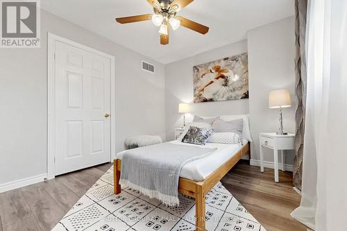 38 Felt Crescent, Barrie, ON 