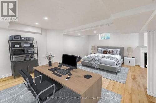 38 Felt Crescent, Barrie, ON 