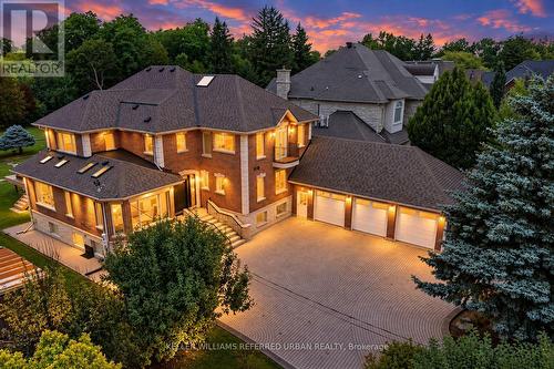 18 YONGEVIEW AVENUE  Richmond Hill, ON L4C 7A4