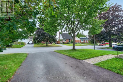 535 Dunbrack Street, Ottawa, ON 