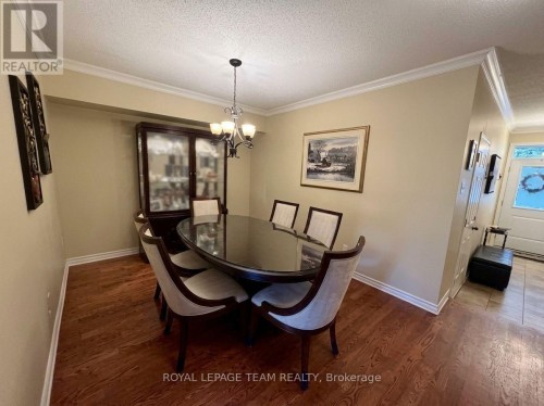 5 Chantilly Gate, Ottawa, ON 