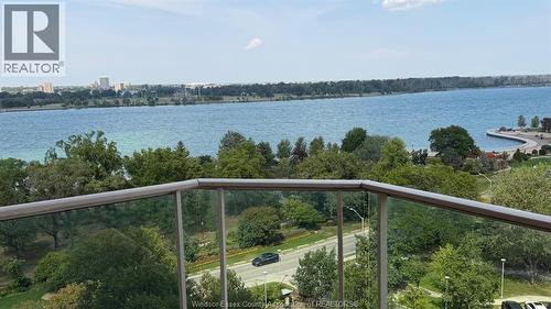 4789 RIVERSIDE DRIVE East Unit# 1006 , Windsor, Ontario N8Y 5A2 3