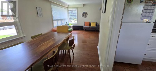MAIN - 49 HALKIN CRESCENT , Toronto, Ontario M4A 1M8 5