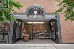 605 - 95 LOMBARD STREET Toronto, ON M5C 2V3