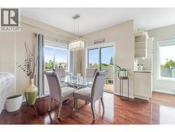 lots of windows - lovely dining space - 