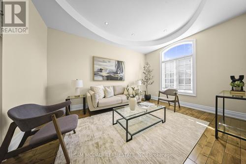 950 Fredonia Drive, Mississauga, ON 