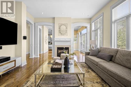 950 Fredonia Drive, Mississauga, ON 