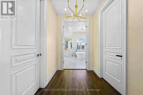 950 Fredonia Drive, Mississauga, ON 