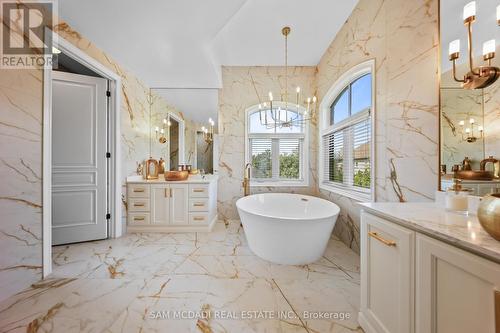 950 Fredonia Drive, Mississauga, ON 