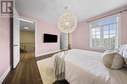 950 Fredonia Drive, Mississauga, ON 