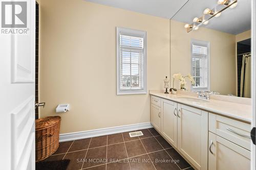 950 Fredonia Drive, Mississauga, ON 