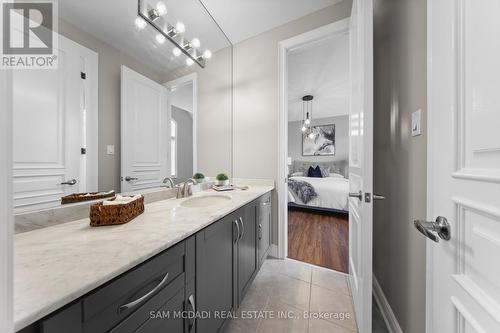 950 Fredonia Drive, Mississauga, ON 