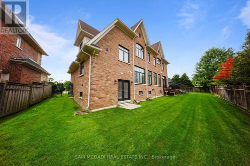 950 Fredonia Drive, Mississauga, ON 