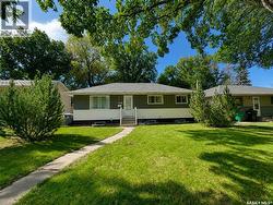 209 Winnipeg AVENUE S  Saskatoon, SK S7M 3M1