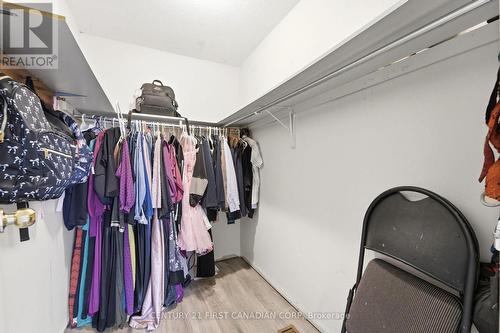 71 Edward Street, Mapleton, ON 