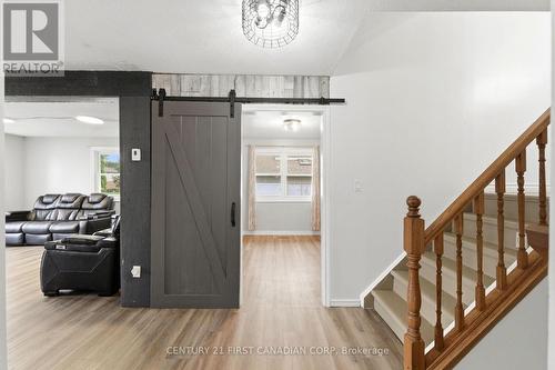 71 Edward Street, Mapleton, ON 