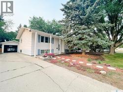1617 Ruth STREET E  Saskatoon, SK S7J 0L7