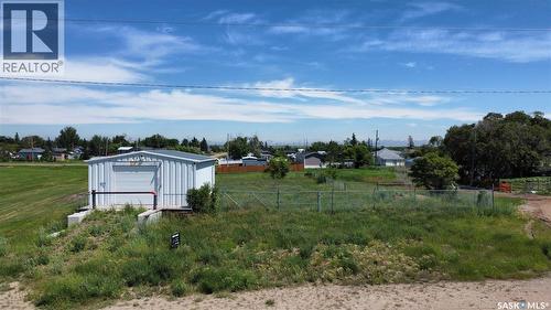 901 Railway Avenue, Hanley, SK 