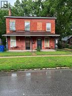 181-183 WELLINGTON STREET East Chatham, ON N7M 3P2